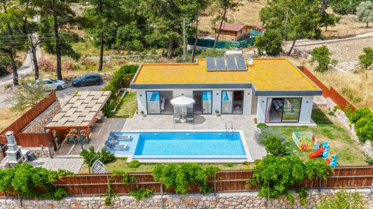 Villa Kır Bahçesi