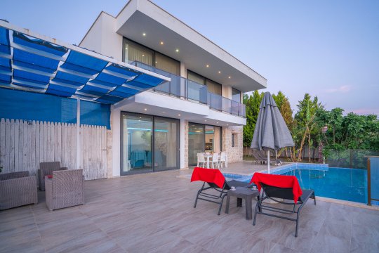 Villa Avalon