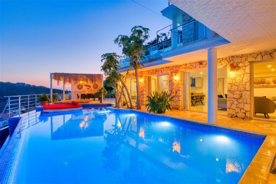 Villa Calista