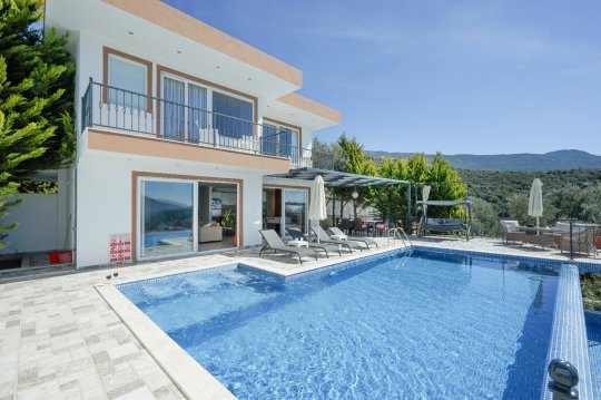 Villa Erden Duo, Konforlu Tatil Villası