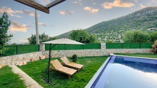 Villa Fenike
