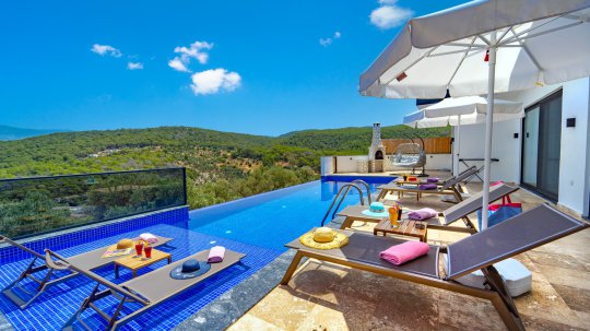 Villa Glory Pataros