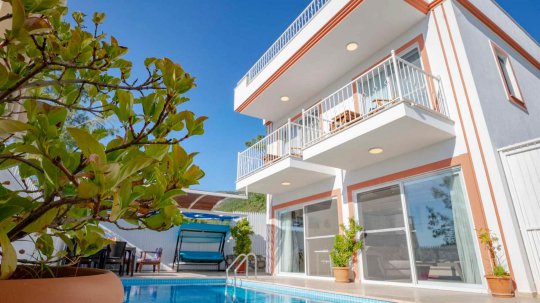 Villa Kızılçık Şerbeti