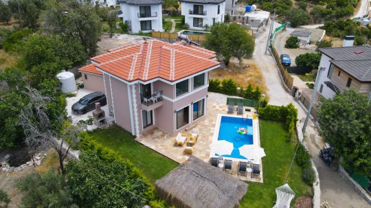 Villa Kızılcık Şerbeti