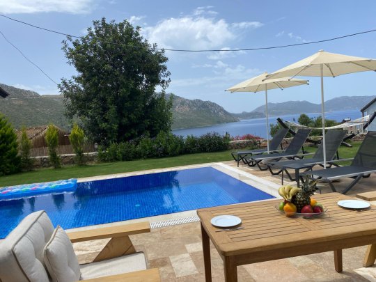 Villa Kızılcık Şerbeti