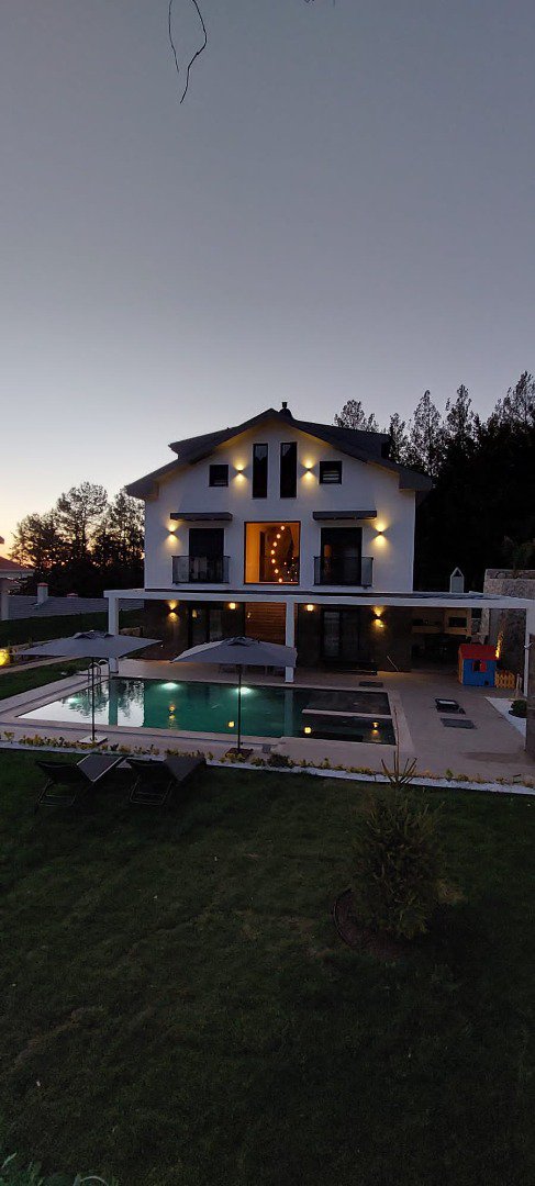 Villa Mayra