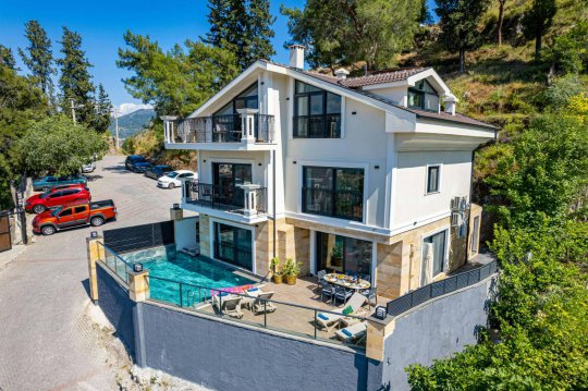 Villa Portariko