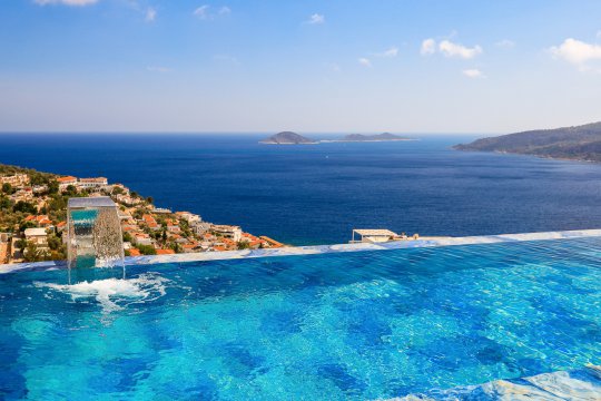 Villa Regal Life